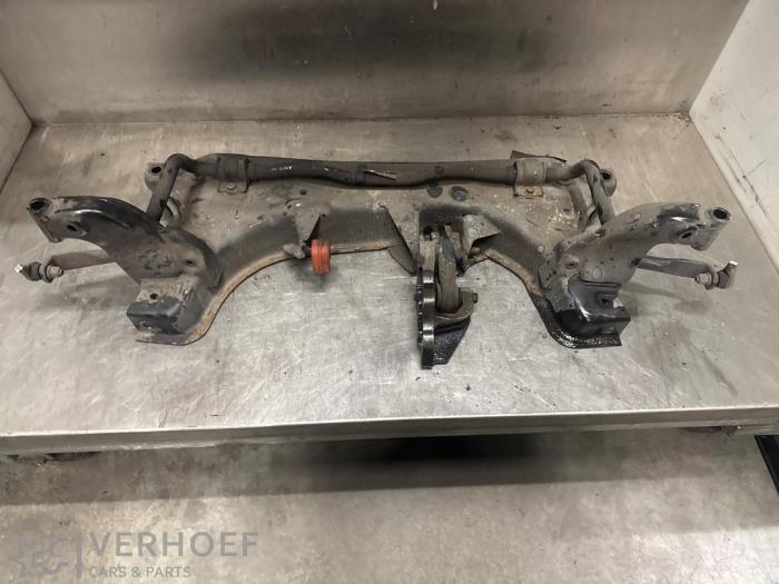 Gebruikte Subframe Ford Fiesta 7 1.1 Ti-VCT 12V 70 Prijs op aanvraag aangeboden door Verhoef Cars & Parts