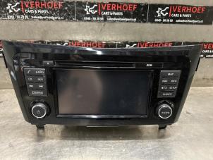 Gebruikte Display Multi Media regelunit Nissan Qashqai (J11) 1.2 DIG-T 16V Prijs € 275,00 Margeregeling aangeboden door Verhoef Cars & Parts
