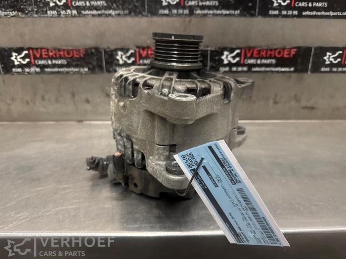 Gebruikte Dynamo Peugeot 308 SW (L4/L9/LC/LJ/LR) 1.2 12V e-THP PureTech 130 Prijs € 50,00 Margeregeling aangeboden door Verhoef Cars & Parts
