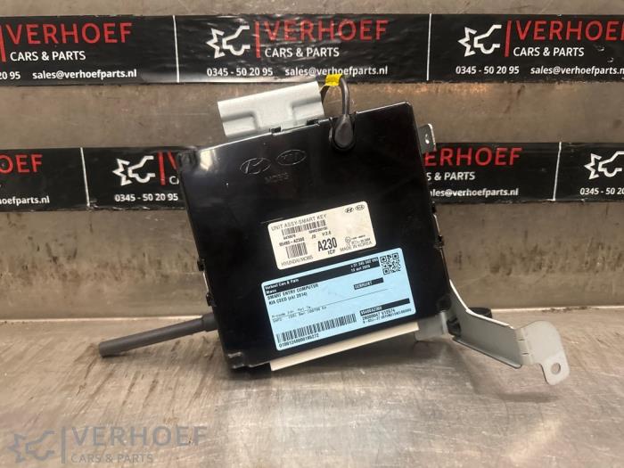 Gebruikte Smart entry computer Kia Cee'd (JDB5) Prijs op aanvraag aangeboden door Verhoef Cars & Parts