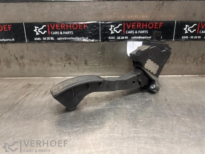 Gebruikte Gaspedaalpositie Sensor Toyota RAV4 (A3) Prijs op aanvraag aangeboden door Verhoef Cars & Parts