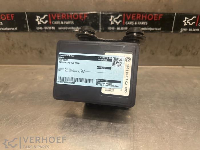 Gebruikte ABS Pomp Skoda Rapid 1.0 TSI 12V Prijs € 75,00 Margeregeling aangeboden door Verhoef Cars & Parts