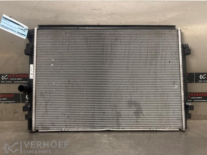 Gebruikte Radiateur Audi Q3 (F3B) 1.5 35 TFSI 16V Prijs € 65,00 Margeregeling aangeboden door Verhoef Cars & Parts