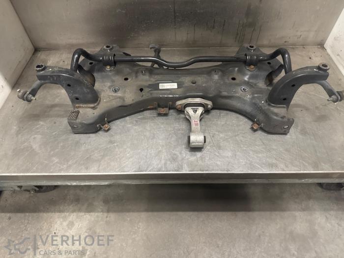 Gebruikte Subframe Kia Proceed (CD) 1.6 T-GDI 16V DCT Prijs € 200,00 Margeregeling aangeboden door Verhoef Cars & Parts