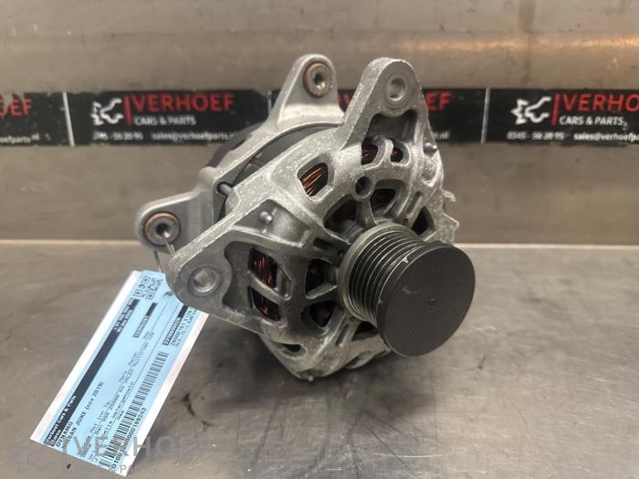 Gebruikte Dynamo Nissan Juke (F16) 1.0 DIG-T 117 12V Prijs € 100,00 Margeregeling aangeboden door Verhoef Cars & Parts
