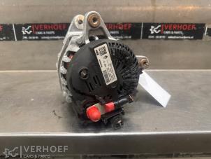Alternator van een Nissan Juke (F16) 1.0 DIG-T 117 12V 2019