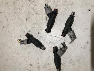 Gebruikte Injector (benzine injectie) Toyota Corolla Verso (E12) 1.6 16V VVT-i Prijs € 25,00 Margeregeling aangeboden door Verhoef Cars & Parts
