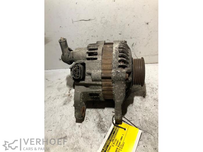 Gebruikte Dynamo Mitsubishi Lancer Wagon (CS/CT) 1.6 16V Prijs € 40,00 Margeregeling aangeboden door Verhoef Cars & Parts