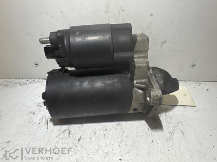 Gebruikte Startmotor Toyota Avensis (T22) 1.6 16V VVT-i Prijs € 35,00 Margeregeling aangeboden door Verhoef Cars & Parts