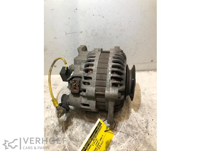 Gebruikte Dynamo Nissan X-Trail (T30) 2.2 Di 4x4 Prijs € 35,00 Margeregeling aangeboden door Verhoef Cars & Parts