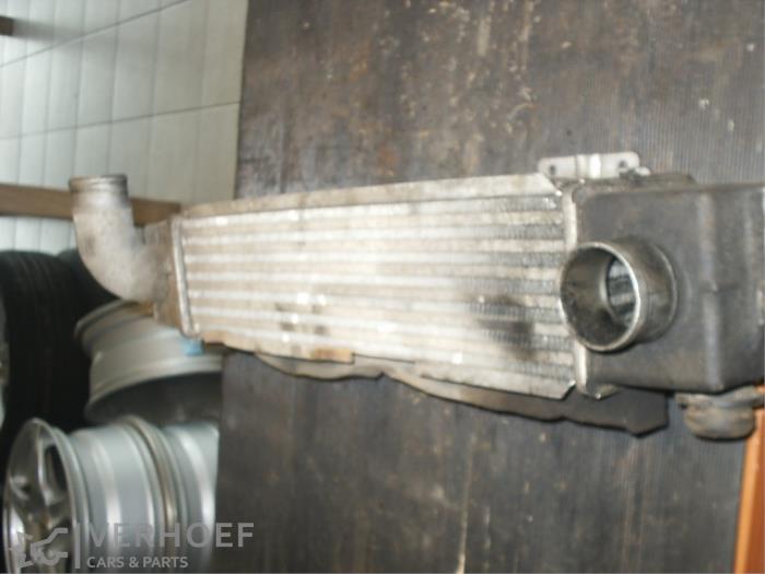 Gebruikte Intercooler Kia Sorento I (JC) 2.5 CRDi 16V Prijs € 125,00 Margeregeling aangeboden door Verhoef Cars & Parts