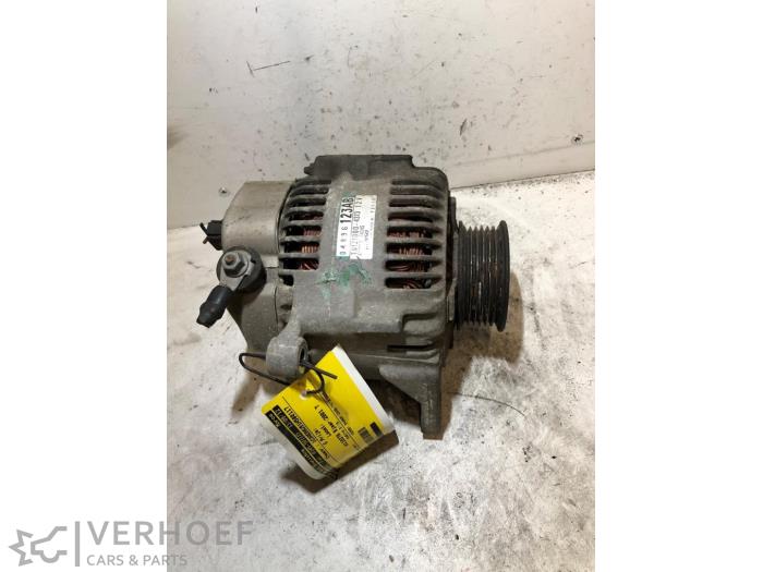 Gebruikte Dynamo Chrysler 300 M 2.7 V6 24V Prijs € 75,00 Margeregeling aangeboden door Verhoef Cars & Parts