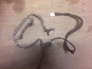Gebruikte Sensor ABS Hyundai Santa Fe II (CM) 2.2 CRDi 16V 4x4 Prijs op aanvraag aangeboden door Verhoef Cars & Parts