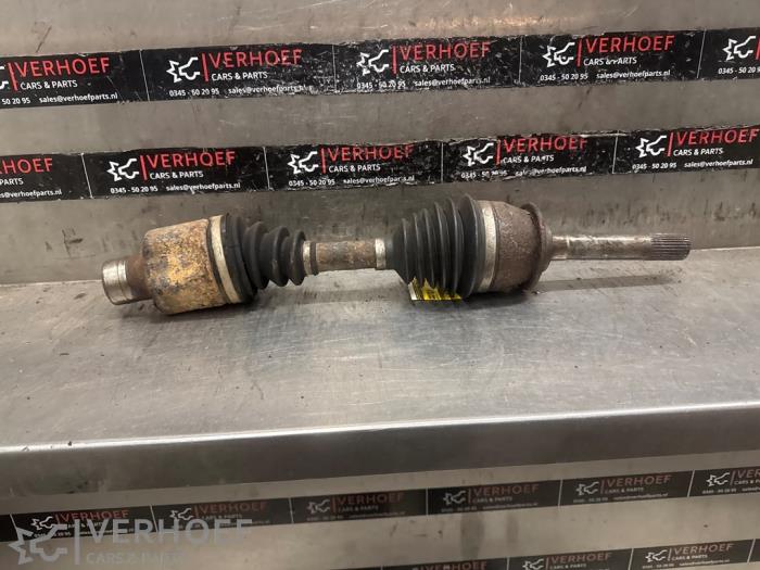 Gebruikte Aandrijfas links-voor Ssang Yong Rexton 2.9 TD RJ 290 Prijs € 50,00 Margeregeling aangeboden door Verhoef Cars & Parts