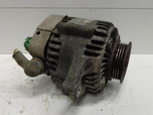 Gebruikte Alternator Honda CR-V (RD1/3) 2.0i 16V VTEC Prijs € 50,00 Margeregeling aangeboden door Verhoef Cars & Parts