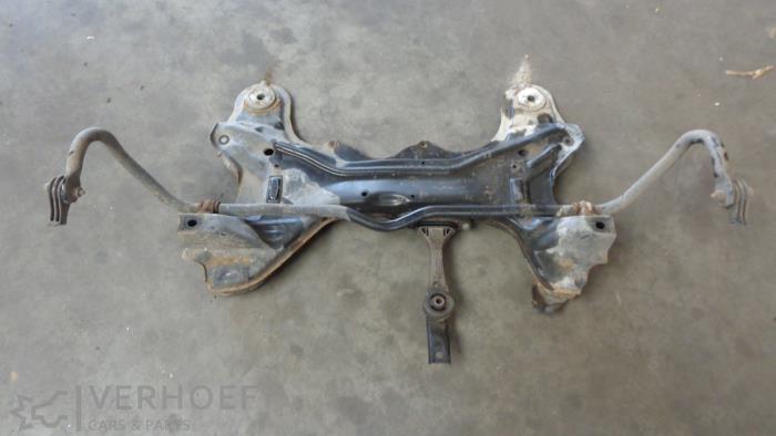 Gebruikte Subframe Skoda Octavia Combi (1U5) 1.9 TDI 90 Prijs op aanvraag aangeboden door Verhoef Cars & Parts