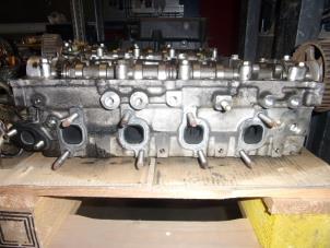 Gebruikte Cilinderkop Toyota Avensis (T25/B1B) 2.0 16V D-4D 115 Prijs € 250,00 Margeregeling aangeboden door Verhoef Cars & Parts