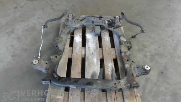 Gebruikte Subframe Opel Signum (F48) 3.0 CDTI V6 24V Prijs € 150,00 Margeregeling aangeboden door Verhoef Cars & Parts