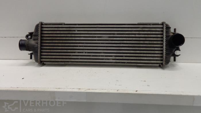 Gebruikte Intercooler Opel Vivaro 2.5 DTI 16V Prijs op aanvraag aangeboden door Verhoef Cars & Parts