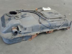 Gebruikte Tank Suzuki Liana (ERC/ERD/RH4) 1.6 MPi 16V Prijs € 50,00 Margeregeling aangeboden door Verhoef Cars & Parts