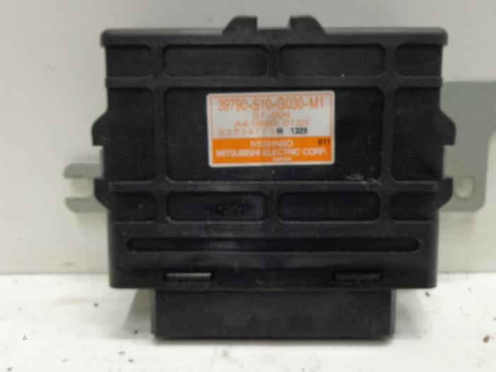 ABS Computer van een Honda CR-V (RD1/3) 2.0i 16V VTEC 2001