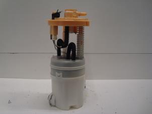 Gebruikte Benzinepomp Mitsubishi Colt (Z2/Z3) 1.1 12V Prijs op aanvraag aangeboden door Verhoef Cars & Parts