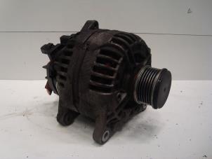 Gebruikte Dynamo Nissan NV 200 (M20M) 1.5 dCi 86 Prijs € 50,00 Margeregeling aangeboden door Verhoef Cars & Parts