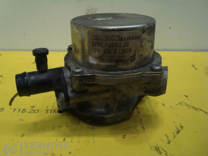 Gebruikte Vacuumpomp (Diesel) Nissan Kubistar (F10) 1.5 dCi 60 Prijs op aanvraag aangeboden door Verhoef Cars & Parts