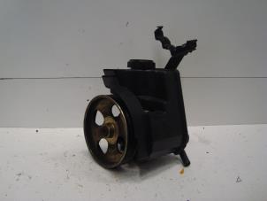Gebruikte Servopomp Peugeot 206 (2A/C/H/J/S) 1.4 HDi Prijs op aanvraag aangeboden door Verhoef Cars & Parts