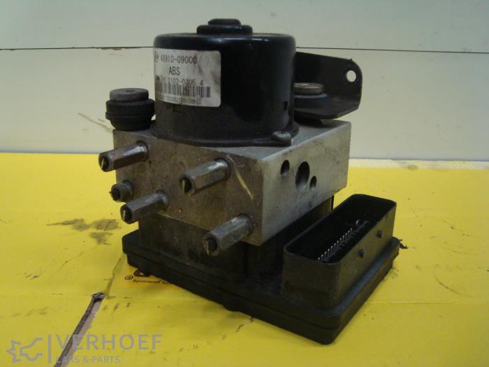 Gebruikte ABS Pomp Ssang Yong Kyron 2.0 M 200 Xdi 16V 4x2 Prijs op aanvraag aangeboden door Verhoef Cars & Parts