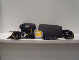 Gebruikte Airbag Set + Module Kia Sportage (JE) 2.0 CVVT 16V 4x2 Prijs € 350,00 Margeregeling aangeboden door Verhoef Cars & Parts