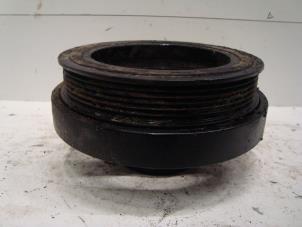 Gebruikte Poelie Krukas Mercedes E (W212) E-250 CDI 16V BlueEfficiency Prijs € 125,00 Margeregeling aangeboden door Verhoef Cars & Parts