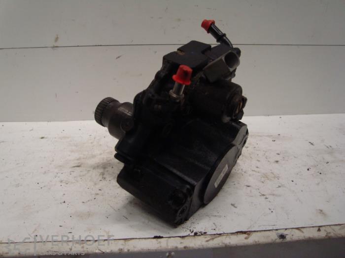 Gebruikte Tank element Pomp Mercedes E (W212) E-250 CDI 16V BlueEfficiency Prijs € 200,00 Margeregeling aangeboden door Verhoef Cars & Parts