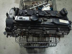 Gebruikte Cilinderkop Mercedes E (W212) E-250 CDI 16V BlueEfficiency Prijs € 250,00 Margeregeling aangeboden door Verhoef Cars & Parts