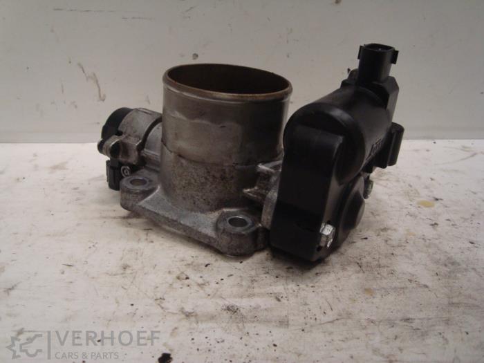 Gebruikte Gasklephuis Toyota Land Cruiser (J12) 3.0 D-4D 16V Prijs € 181,50 Inclusief btw aangeboden door Verhoef Cars & Parts