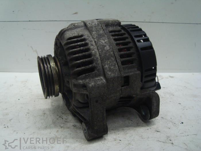 Gebruikte Dynamo Renault Clio II (BB/CB) 1.2 Prijs € 40,00 Margeregeling aangeboden door Verhoef Cars & Parts