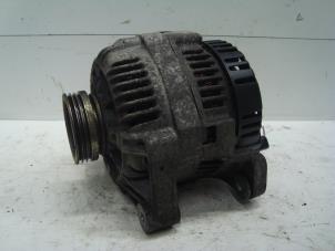 Gebruikte Dynamo Renault Clio II (BB/CB) 1.2 Prijs € 40,00 Margeregeling aangeboden door Verhoef Cars & Parts