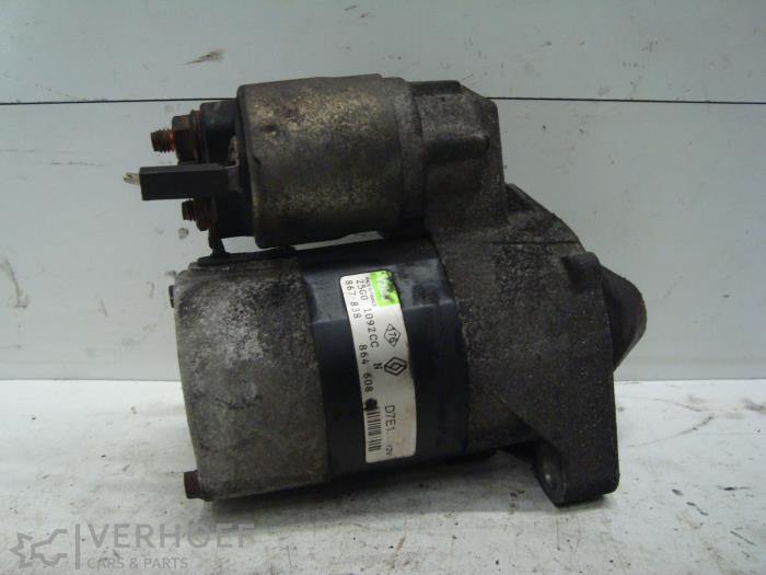 Gebruikte Startmotor Renault Clio II (BB/CB) 1.2 Prijs € 35,00 Margeregeling aangeboden door Verhoef Cars & Parts