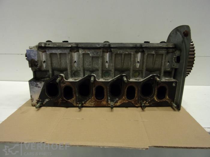 Gebruikte Cilinderkop Nissan Primera (P12) 1.9 dCi Prijs € 150,00 Margeregeling aangeboden door Verhoef Cars & Parts