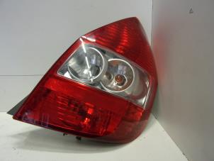 Gebruikte Achterlicht rechts Honda Jazz (GD/GE2/GE3) 1.3 i-Dsi Prijs op aanvraag aangeboden door Verhoef Cars & Parts