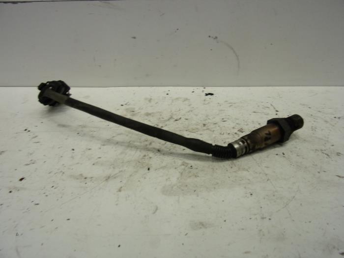 Lambda Sonde van een Daewoo Captiva (C100) 3.2 V6 24V 4x4 2007