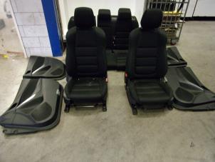 Gebruikte Bekleding Set (compleet) Mazda 6 SportBreak (GJ/GH/GL) 2.0 Skyactiv G 145 16V Prijs € 400,00 Margeregeling aangeboden door Verhoef Cars & Parts