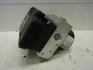 Gebruikte ABS Pomp Ford Transit Connect 1.8 Tddi Prijs € 60,50 Inclusief btw aangeboden door Verhoef Cars & Parts