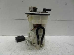 Gebruikte Benzinepomp Lexus RX (L2) 450h V6 24V VVT-i 4x4 Prijs op aanvraag aangeboden door Verhoef Cars & Parts