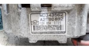 Gebruikte Alternator Mitsubishi Space Star (DG) 1.8 16V GDI Prijs € 40,00 Margeregeling aangeboden door Verhoef Cars & Parts
