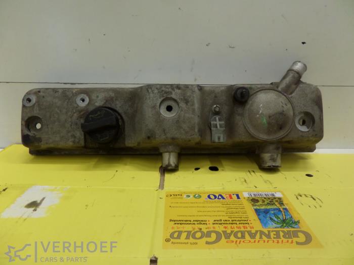 Gebruikte Kleppendeksel Ford Transit Connect 1.8 Tddi Prijs € 90,75 Inclusief btw aangeboden door Verhoef Cars & Parts