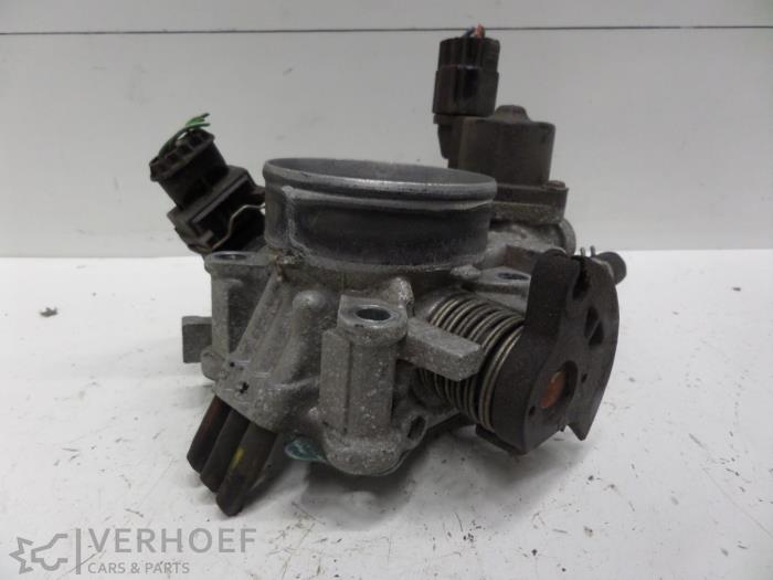 Gebruikte Gasklephuis Mitsubishi Space Star (DG) 1.3 16V Prijs € 40,00 Margeregeling aangeboden door Verhoef Cars & Parts