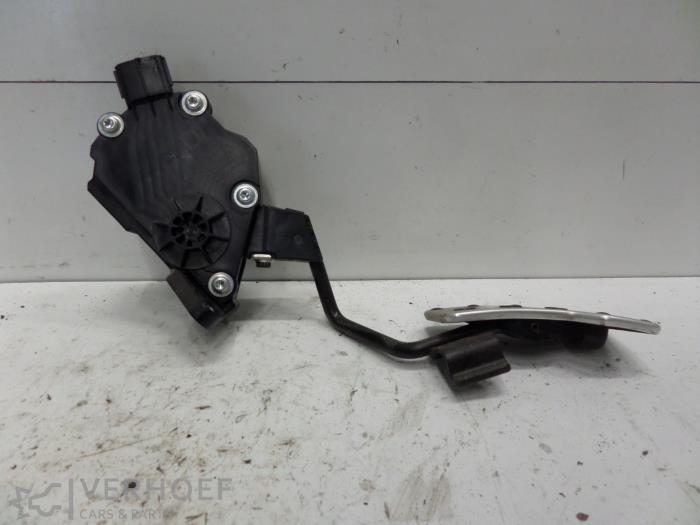 Gebruikte Gaspedaalpositie Sensor Lexus IS (E2) 250 2.5 V6 24V Prijs op aanvraag aangeboden door Verhoef Cars & Parts