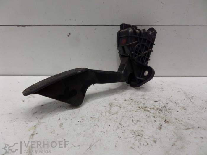Gebruikte Sensor Gaspedaalpositie Toyota Land Cruiser (J12) 3.0 D-4D 16V Prijs € 100,00 Margeregeling aangeboden door Verhoef Cars & Parts