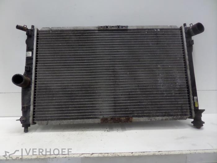 Gebruikte Radiateur Daewoo Lanos (TA/TF69) 1.3 Prijs op aanvraag aangeboden door Verhoef Cars & Parts